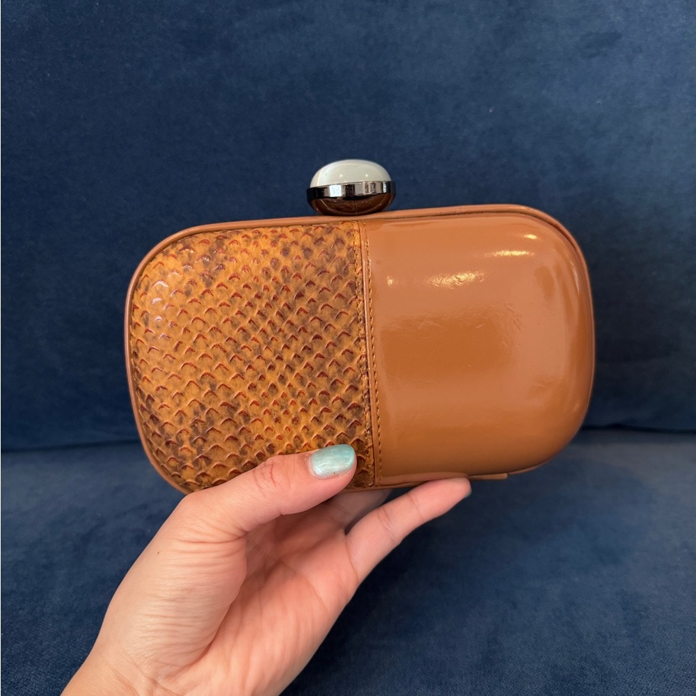 JNB Caramel brown Women’s Bag Clutch.